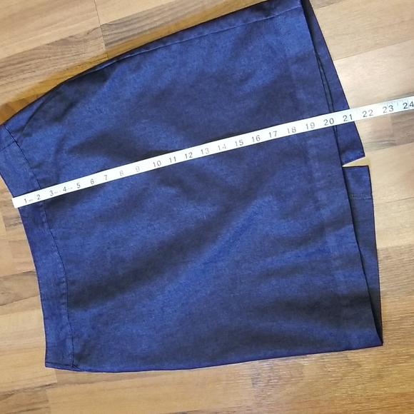 3/$15 or 5/$25 Dark Navy Blue Career Pencil Skirt, Size 8 - Picture 4 of 8